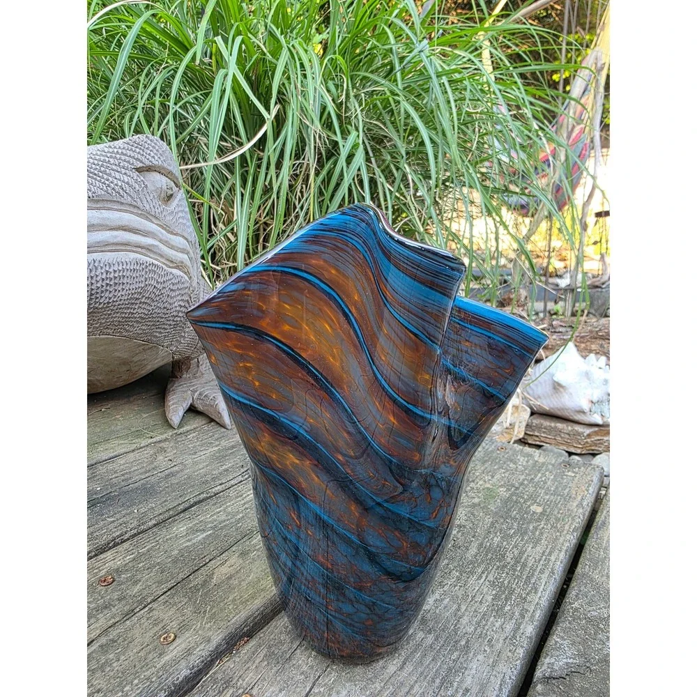 HGT Home Design Art Glass Handkerchief‎ Vase Blue Purple Swirl Ruffled Rim 10in